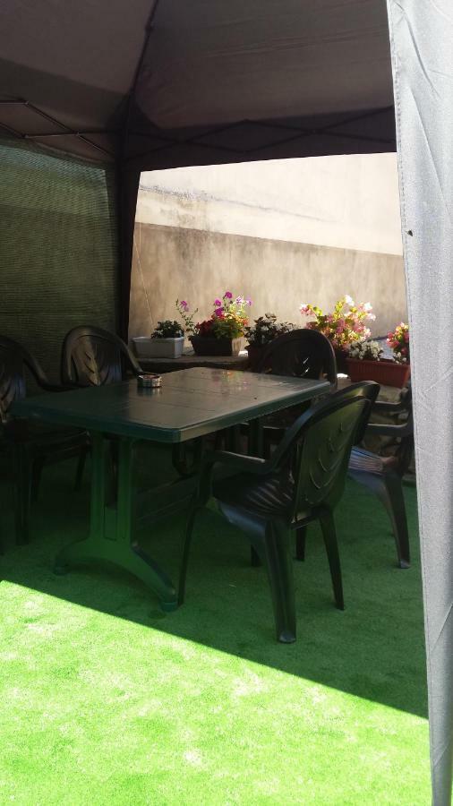 Apartament Stonel Veliko Tárnovo Exterior foto
